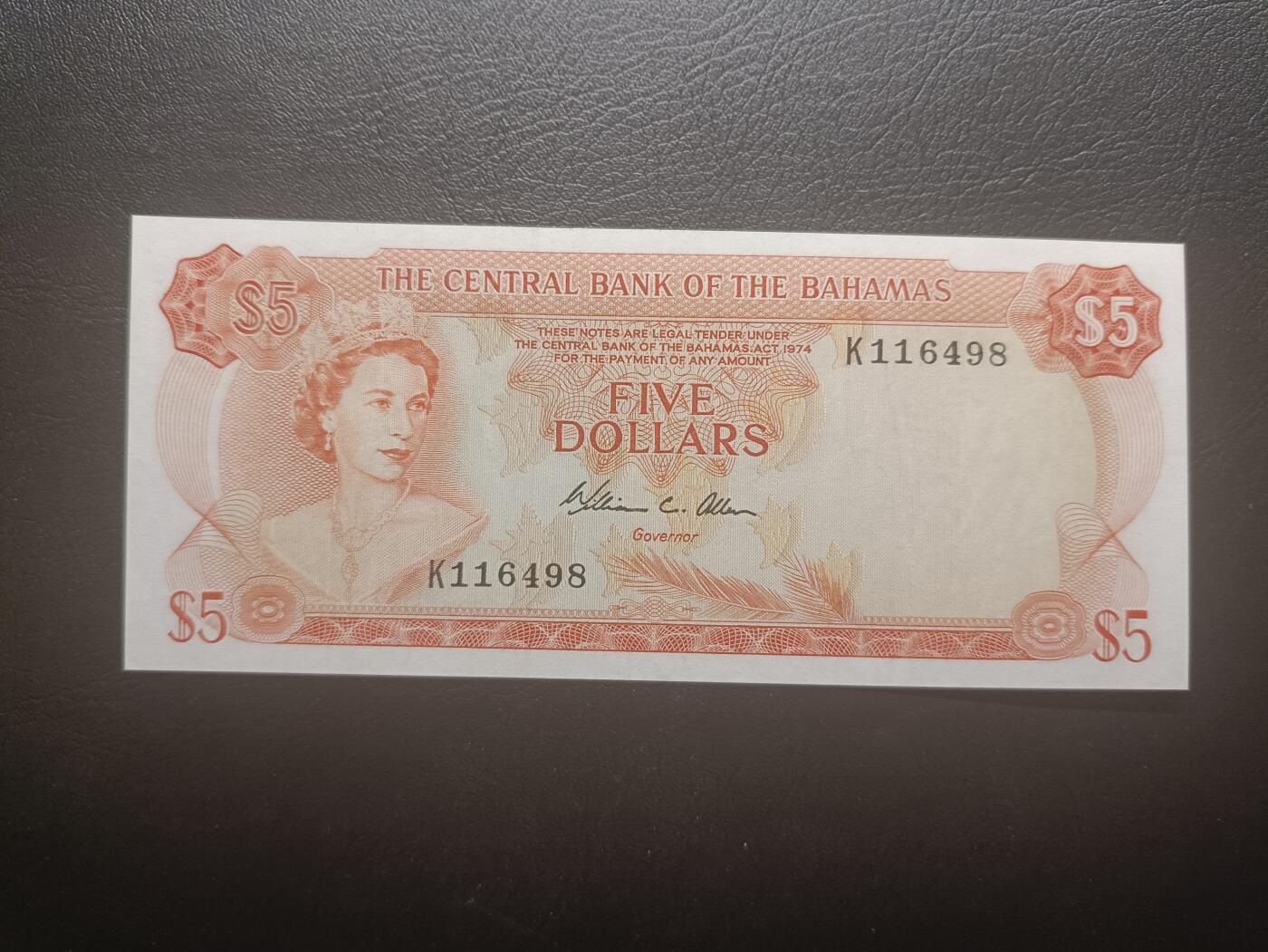 2025十二月第三期，总208期 巴哈马1974年5元AUNC，后期中央银行版本，大冠女王和总督府