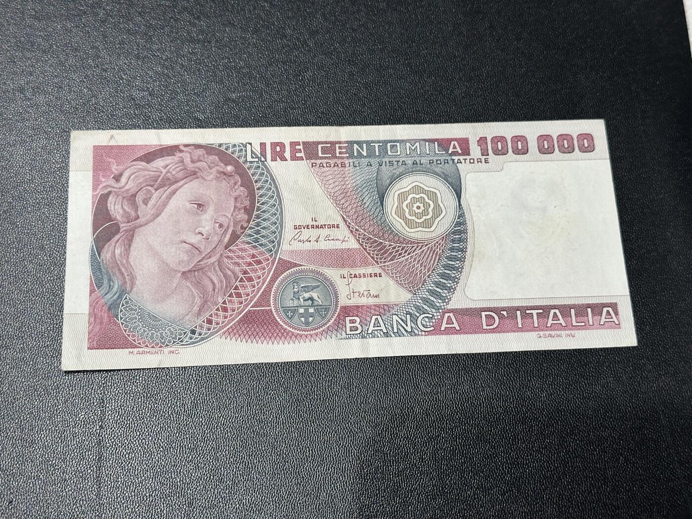 《外钞收藏家》第五百九十三期（精品场）（本平台长期征集拍品、欢迎藏友们联系合作） 1978年意大利10万里拉 非全新 品相如图