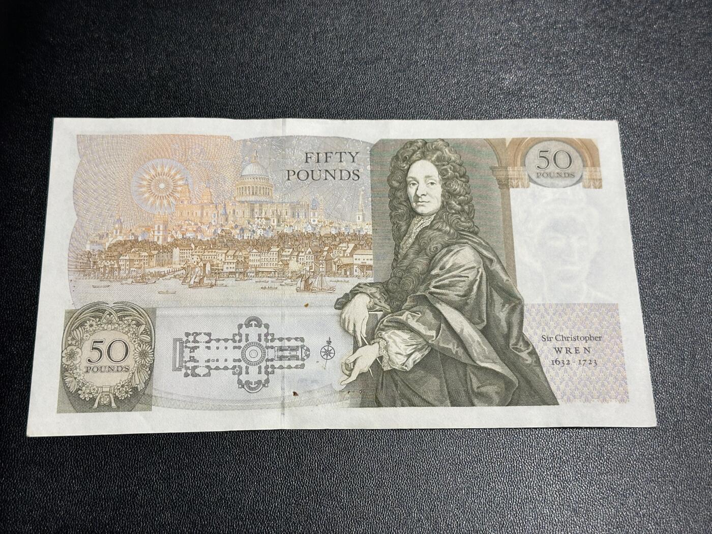 《外钞收藏家》第五百九十三期（精品场）（本平台长期征集拍品、欢迎藏友们联系合作）