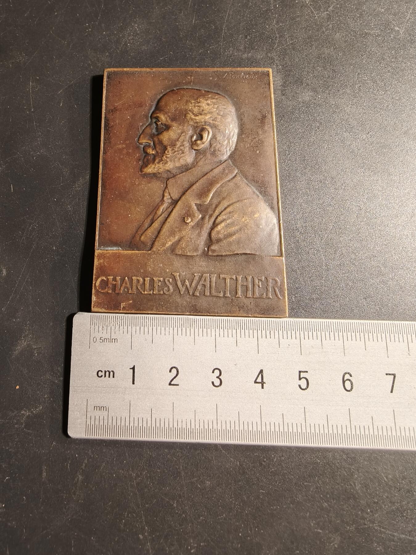 老王徽章第169期 法国医学院院士查理·瓦尔特医生方形大铜章     尺寸65×45mm.    重量79.4g