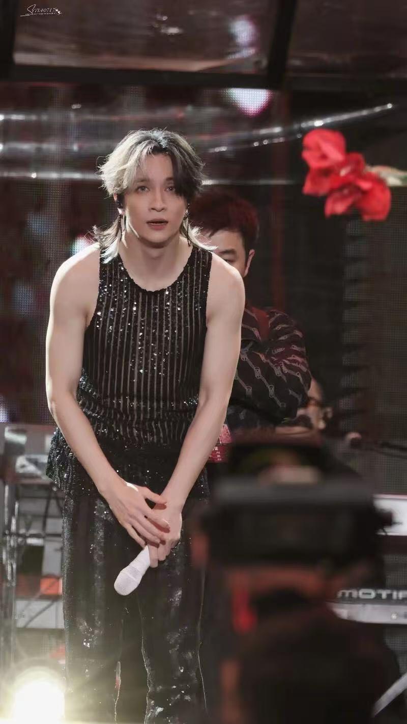 零元拍: 薛之谦亲签正版CD专辑《天外来物》