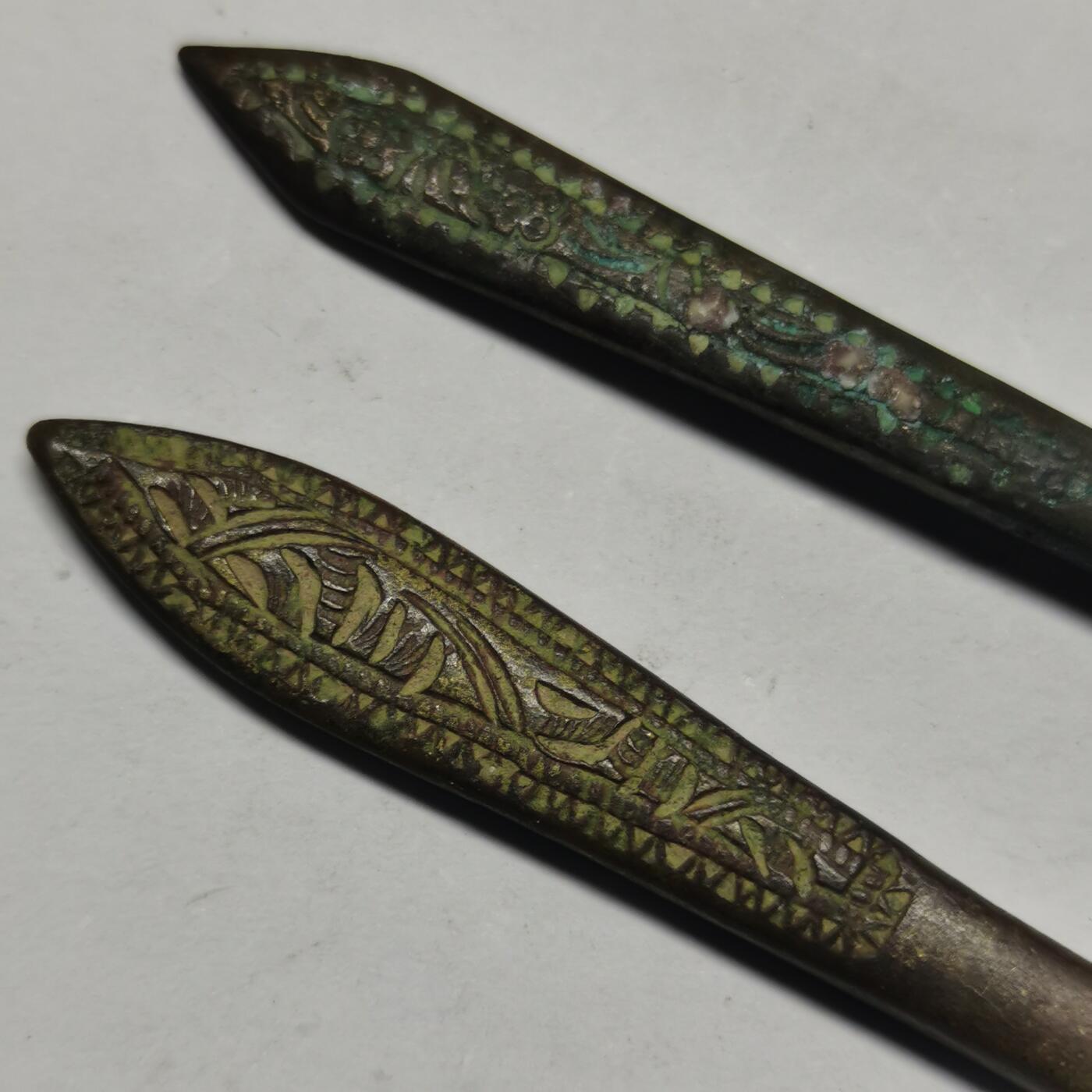 杂件专场88期 清末民国时期铜鎏金发簪2支