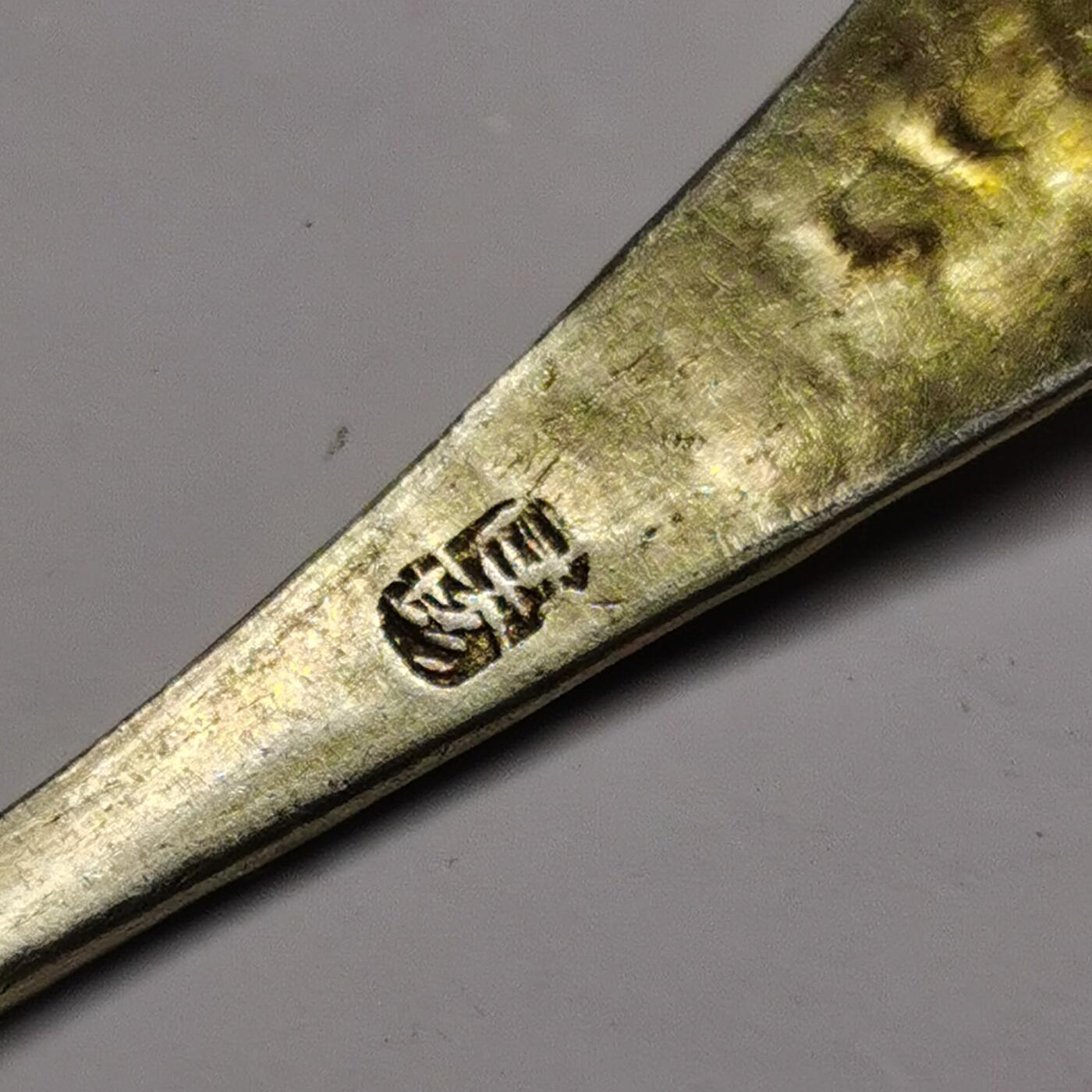 杂件专场88期 清代老银鎏金蝶恋花精美花纹发簪