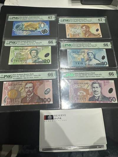 《外钞收藏家》第五百九十三期（精品场）（本平台长期征集拍品、欢迎藏友们联系合作） - 新西兰10元 纪念钞+上一版流通钞5-100元 六张一起 PMG66、67  全部是AA冠 百位号451