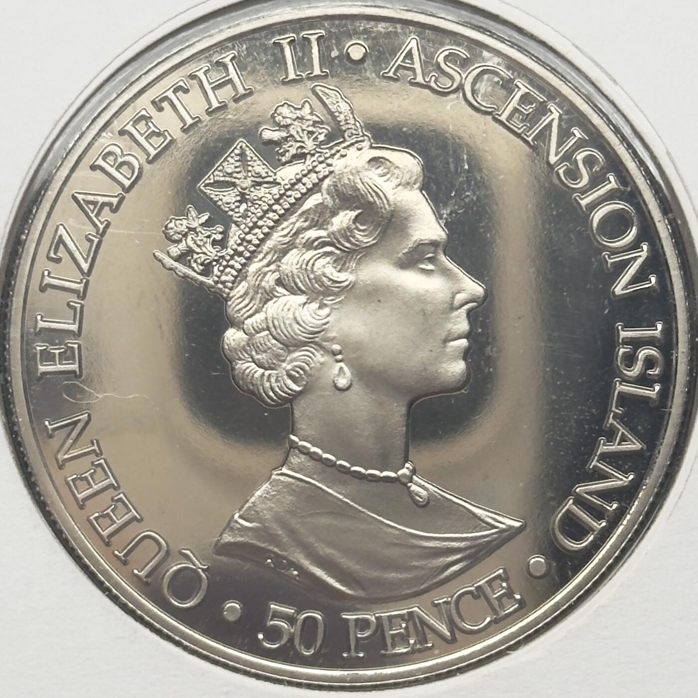 ＜小葵钱铺＞第67期·克朗币·银币场·满200包邮，不寄存·12月15日发货 〈邮币封〉阿森松岛2002年女王金禧纪念·威斯敏斯特教堂50便士克朗型纪念币