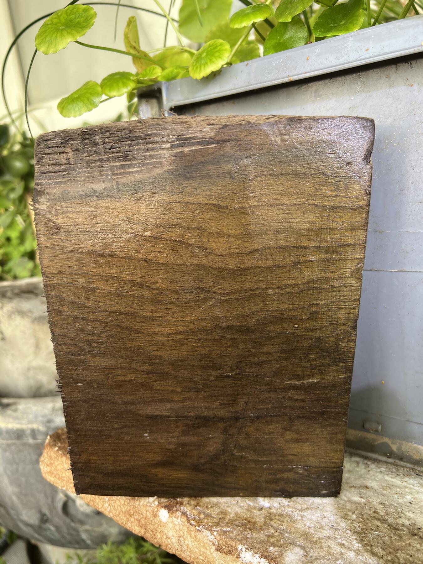 零元拍： D1-1 金丝楠 牌子料  满金丝 果香满满 尺寸：14.5/19/3CM。