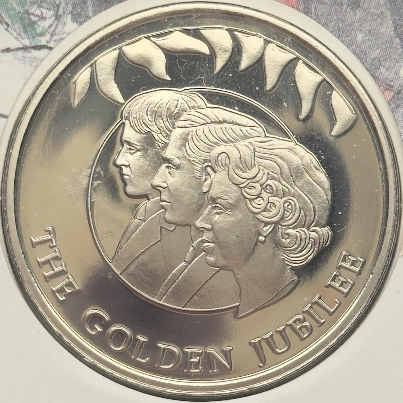 ＜小葵钱铺＞第67期·克朗币·银币场·满200包邮，不寄存·12月15日发货 〈邮币封〉福克兰群岛2002年女王金禧纪念·王室成员50便士克朗型纪念币