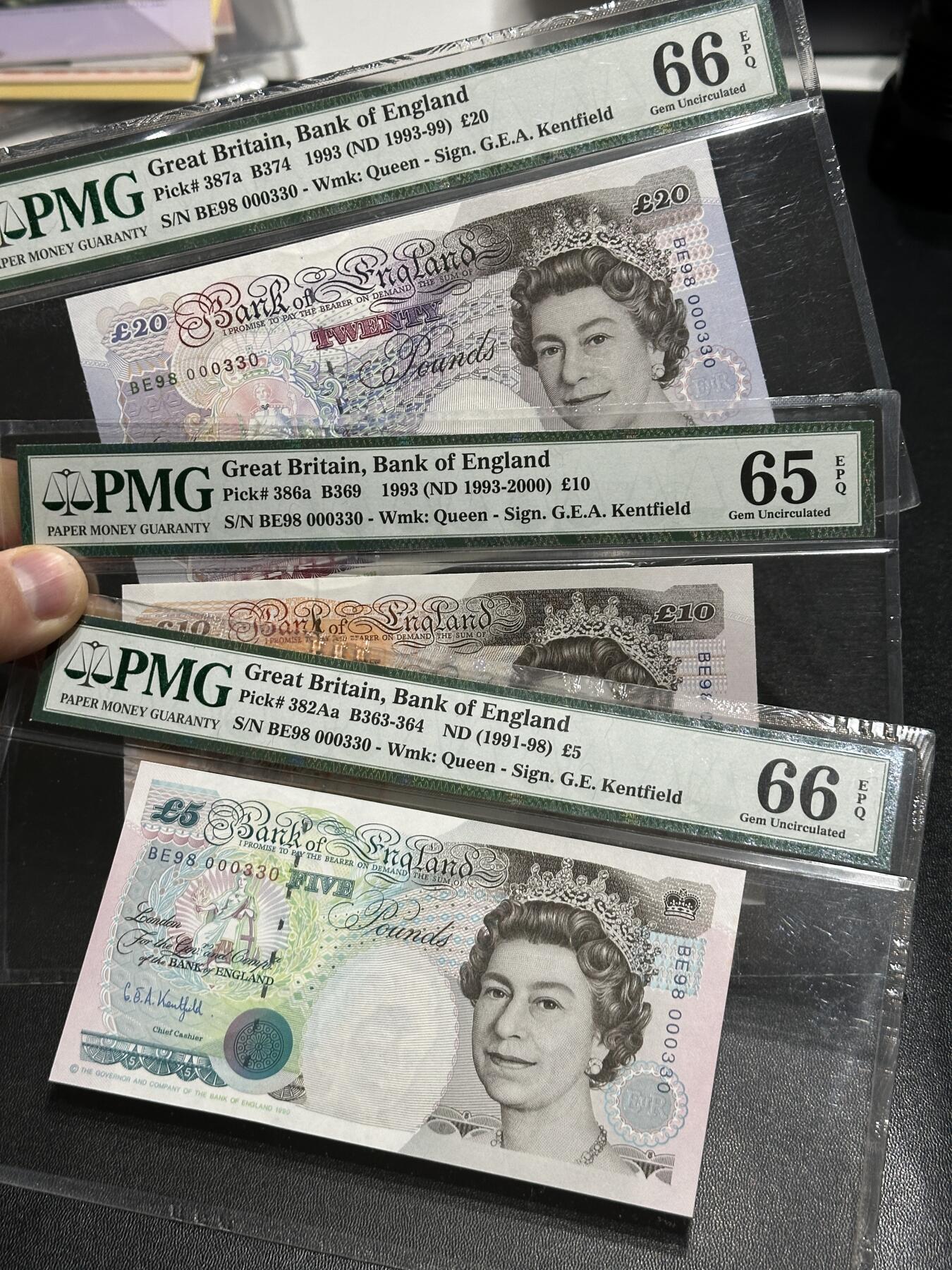 《外钞收藏家》第五百九十三期（精品场）（本平台长期征集拍品、欢迎藏友们联系合作）