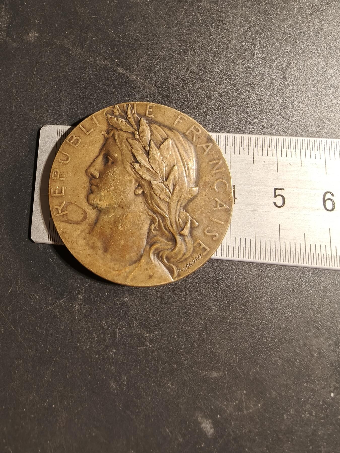 老王徽章第169期 法国海事与殖民地联盟大铜章     大师Dropsy作品     Cuivre铜标    直径40mm.    重量30g