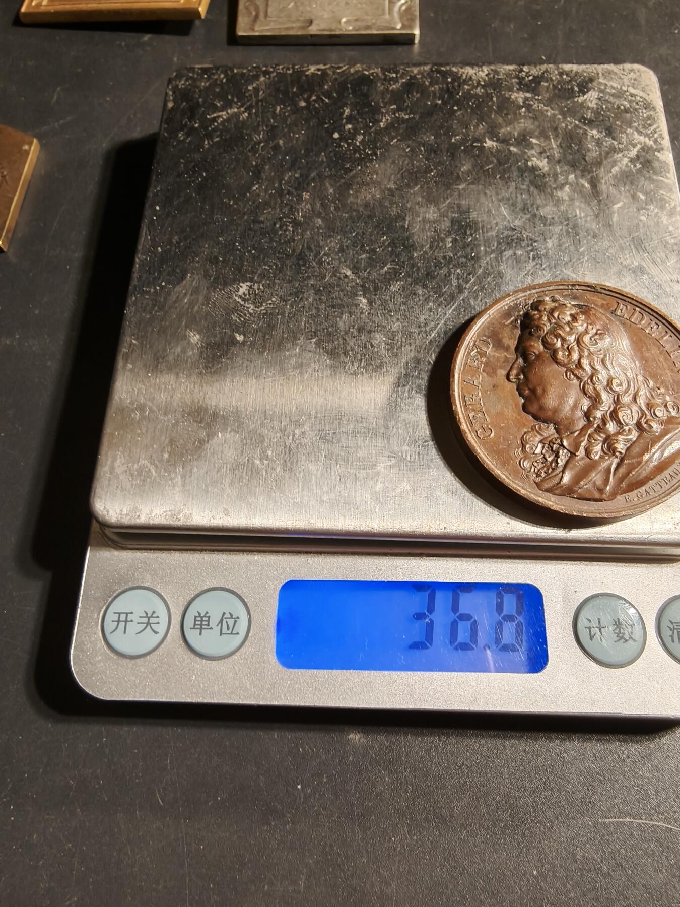 老王徽章第169期 法国