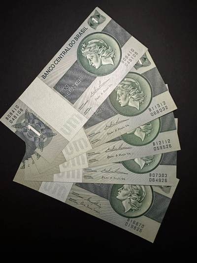 蒂克钱币-第51场 外国平价纸币最后一场 - 巴西10克鲁塞罗纸币 5枚全新UNC