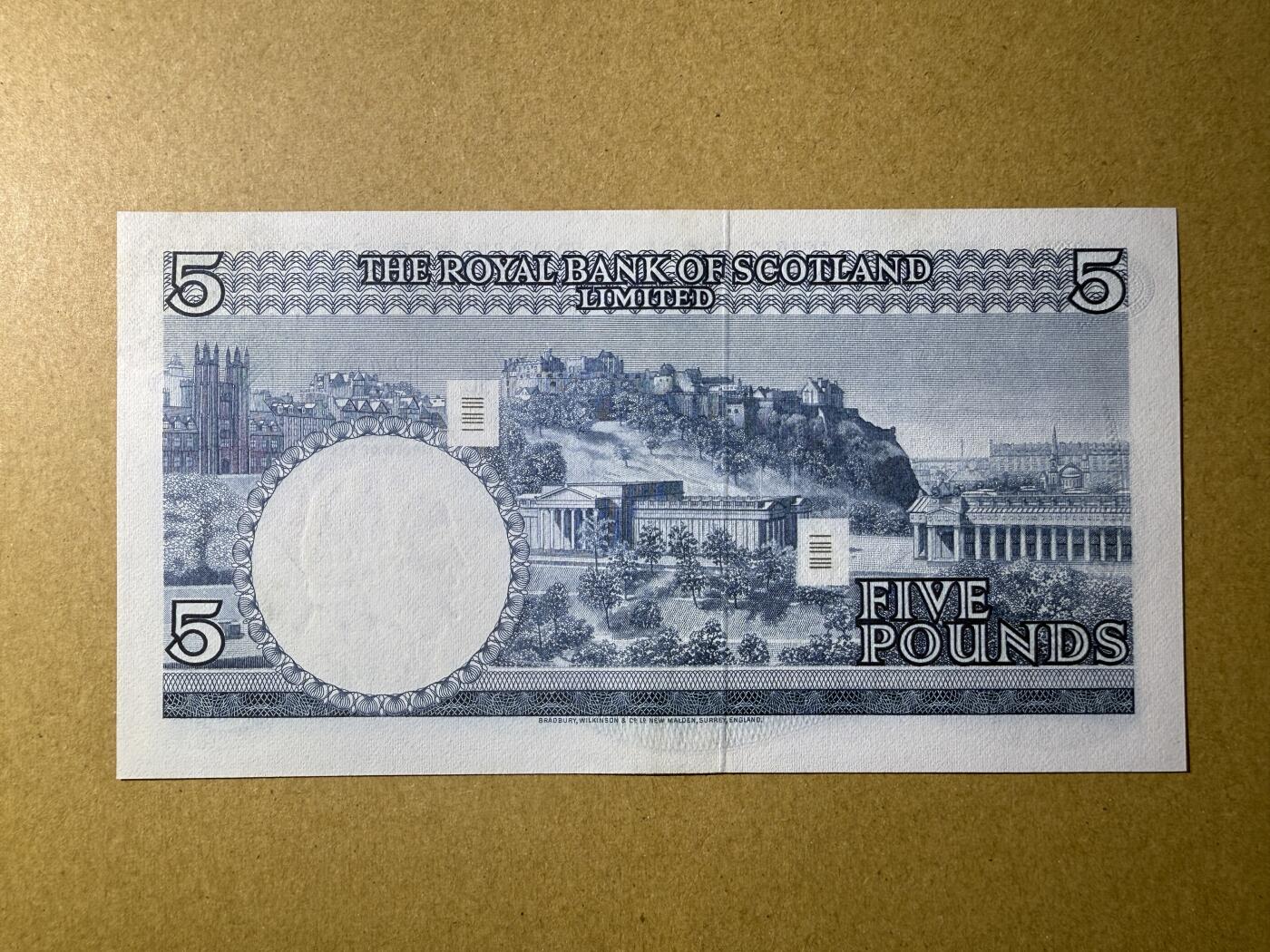 《艾美收藏》第224期-12.14周日外币超白金场 苏格兰5镑 UNC- 1969年A1冠 一个角有点轻微污 无4