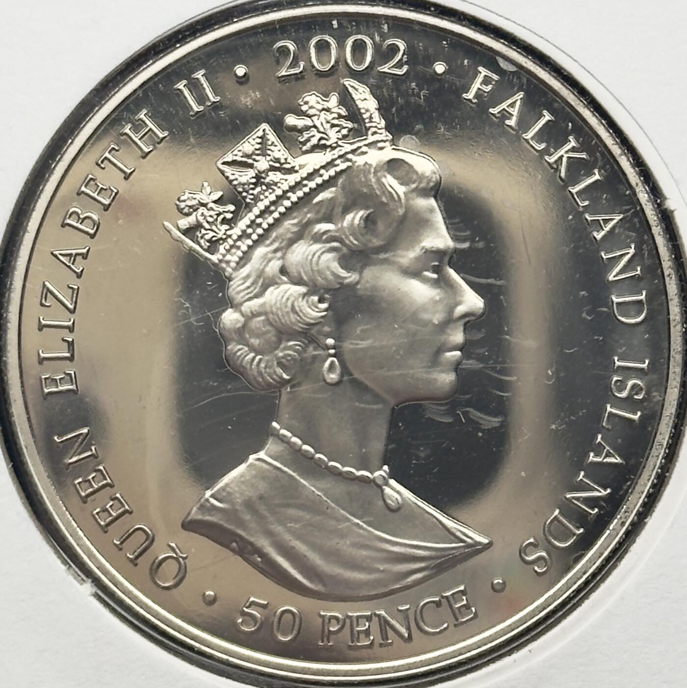 ＜小葵钱铺＞第67期·克朗币·银币场·满200包邮，不寄存·12月15日发货 〈邮币封〉福克兰群岛2002年女王金禧纪念·皇冠50便士克朗型纪念币