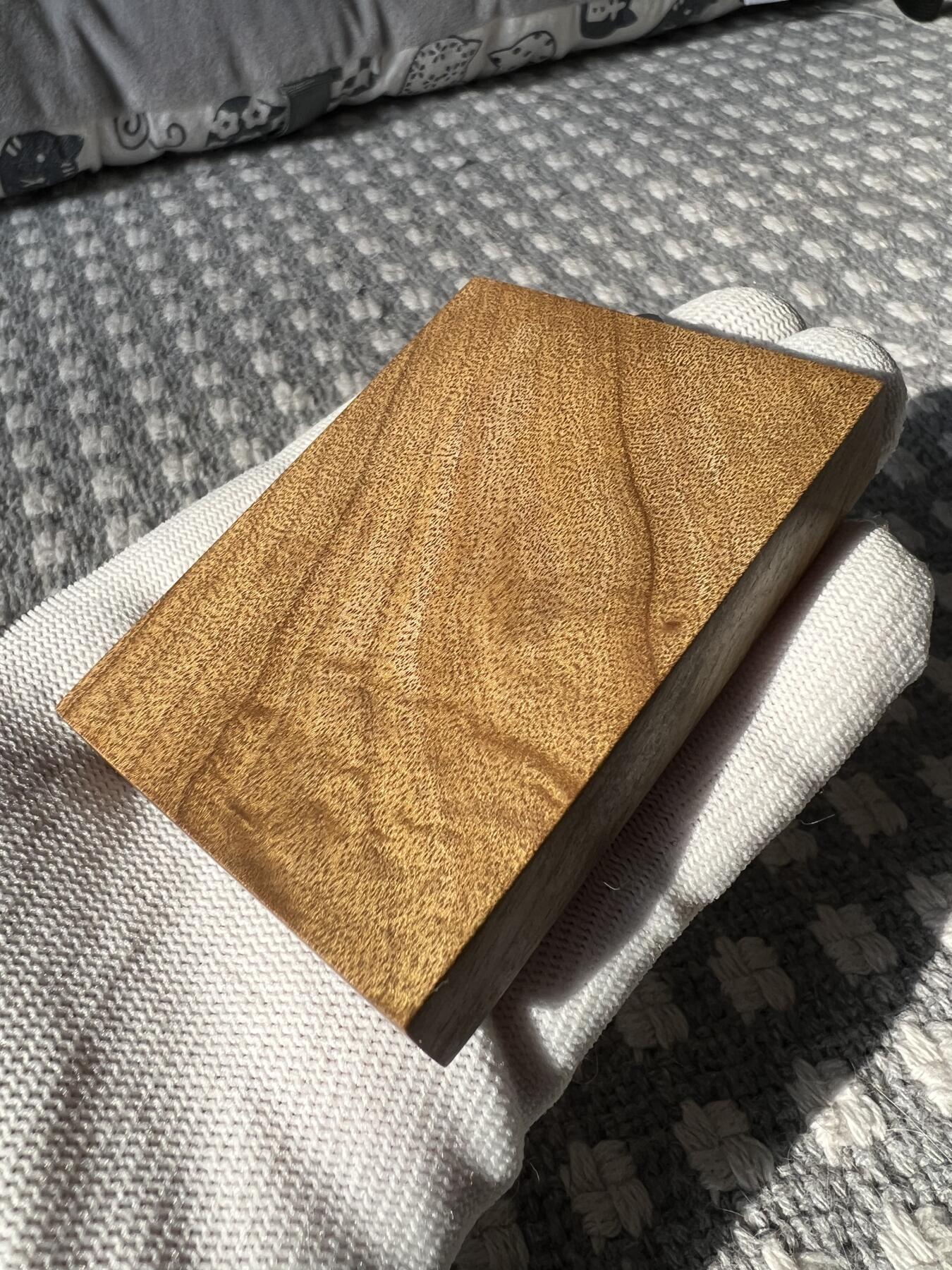 零元拍：NO.4金丝楠牌子，香喷喷的小金砖，金光闪闪，69/49/13MM