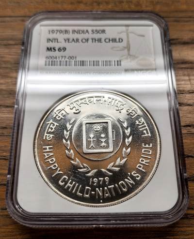 凡希社世界钱币微拍月度大拍（2025/12） - 1979印度国际儿童年50卢比纪念大银NGC-MS69，普制版69颇为不易。