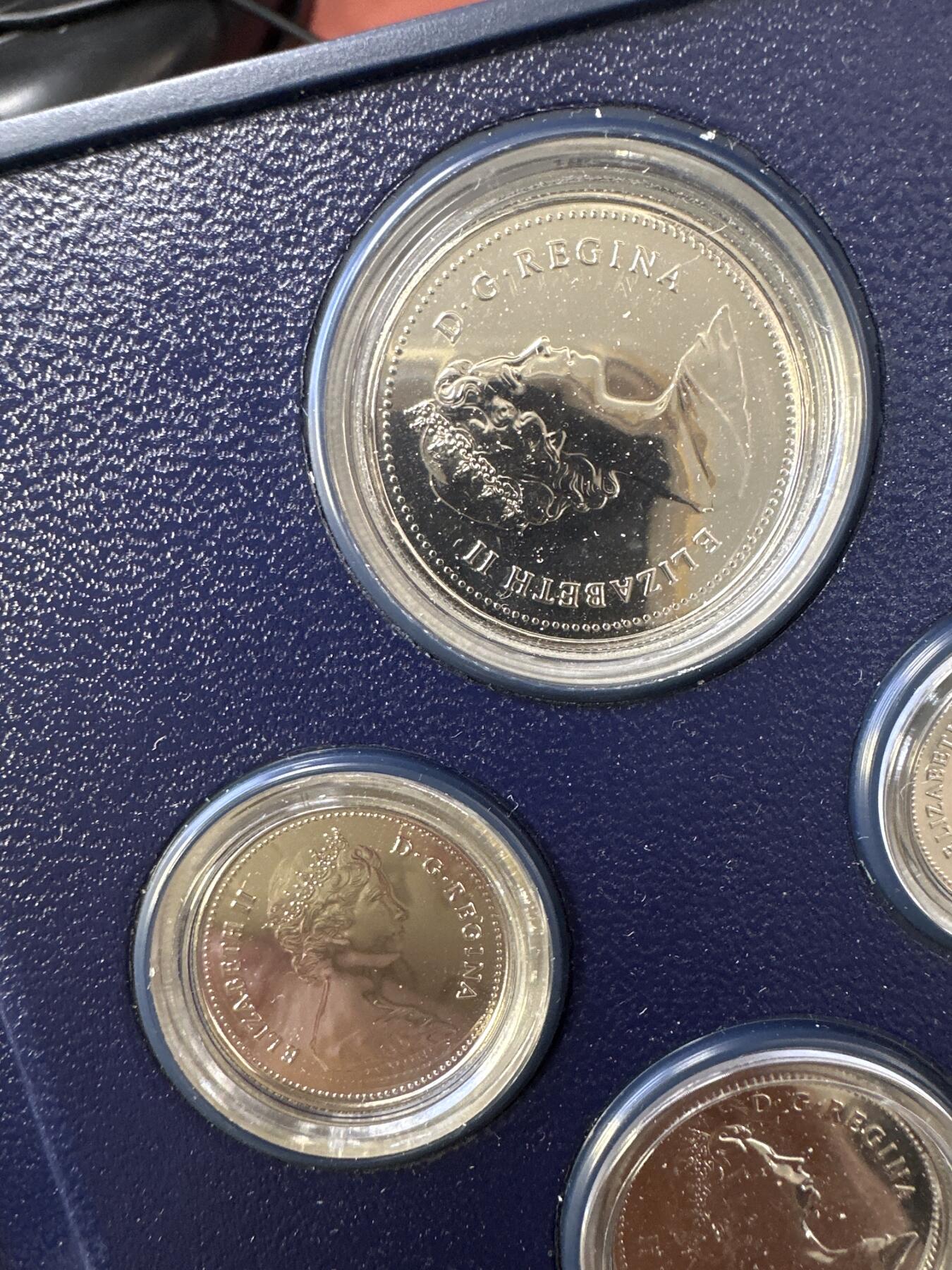 12.25银币、套币、精制币专场