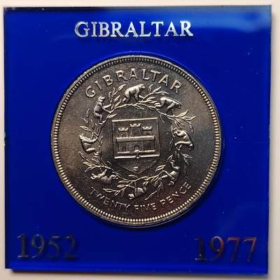 布加迪🐬～世界钱币(上海)🌾第 264 期 /  各国套币和散币 - 直布罗陀🇬🇮 1977年 女王登基25周年克朗币38.5mm