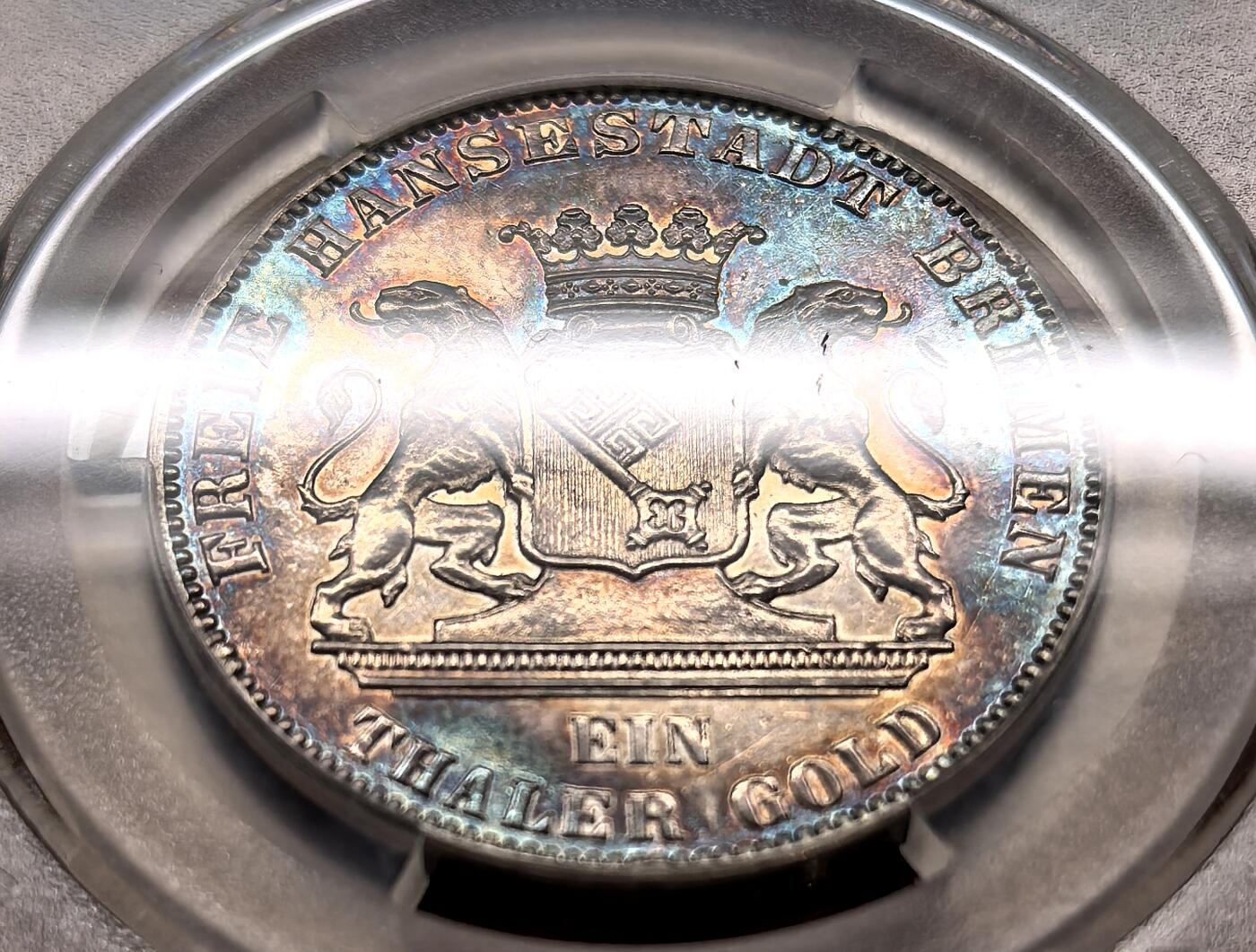 凡希社世界钱币微拍月度大拍（2025/12） 1865B德国不莱梅射击节纪念泰勒PCGS-MS62，蓝金彩，美不胜收！（视频参考）