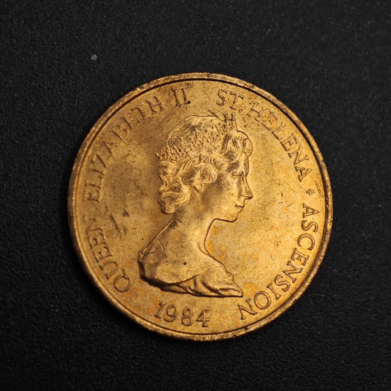 【淘币小摊】实时拍第八百二十六拍   散币场   满百包邮可预留二周 每周一统一发货   圣赫勒拿1984年金枪鱼1便士铜币