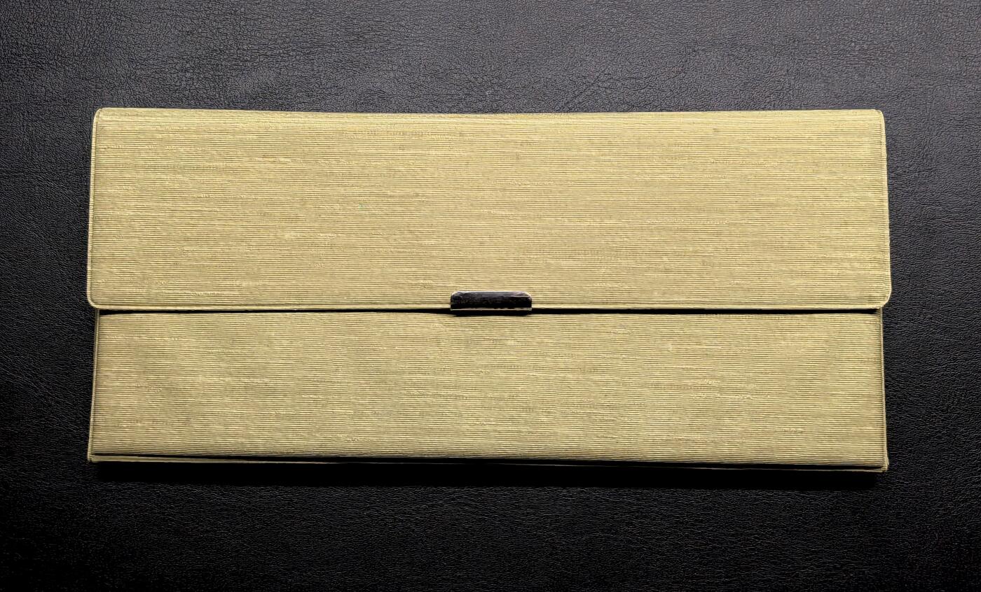 凡希社世界钱币微拍月度大拍（2025/12） 1968安圭拉大钱包精铸PS原厂盒证品相一流