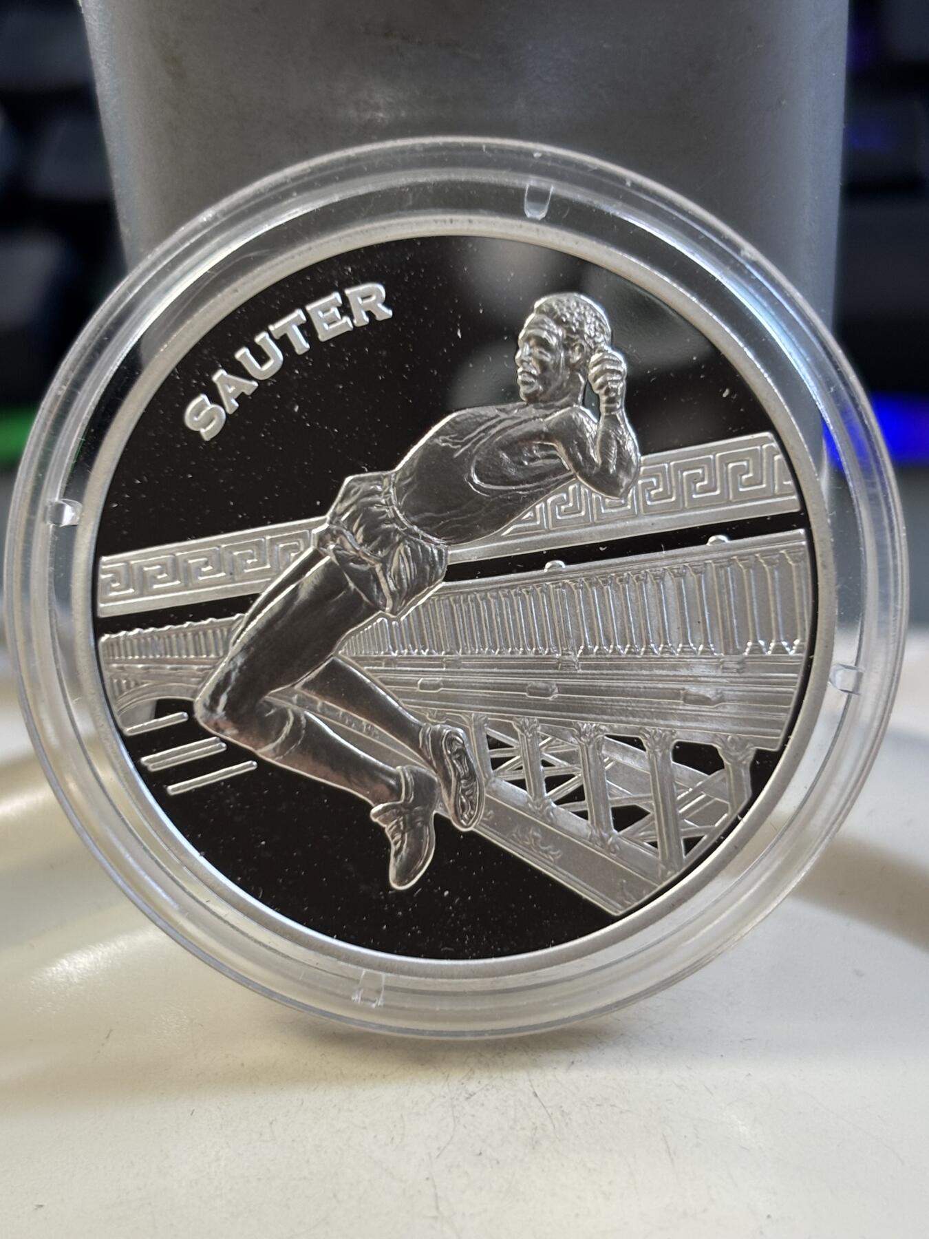 第185期拍卖 法国2003年运动冠军跳高精制纪念银币，900银，22克，