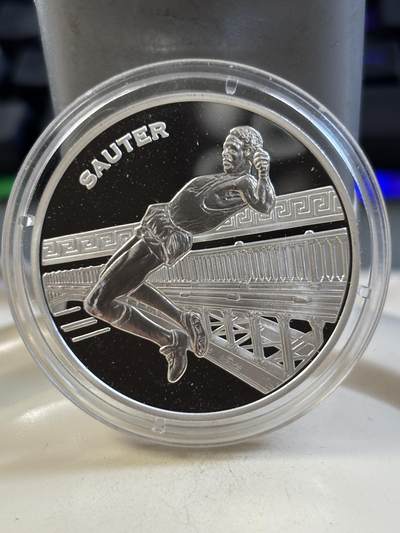 第185期拍卖 - 法国2003年运动冠军跳高精制纪念银币，900银，22克，