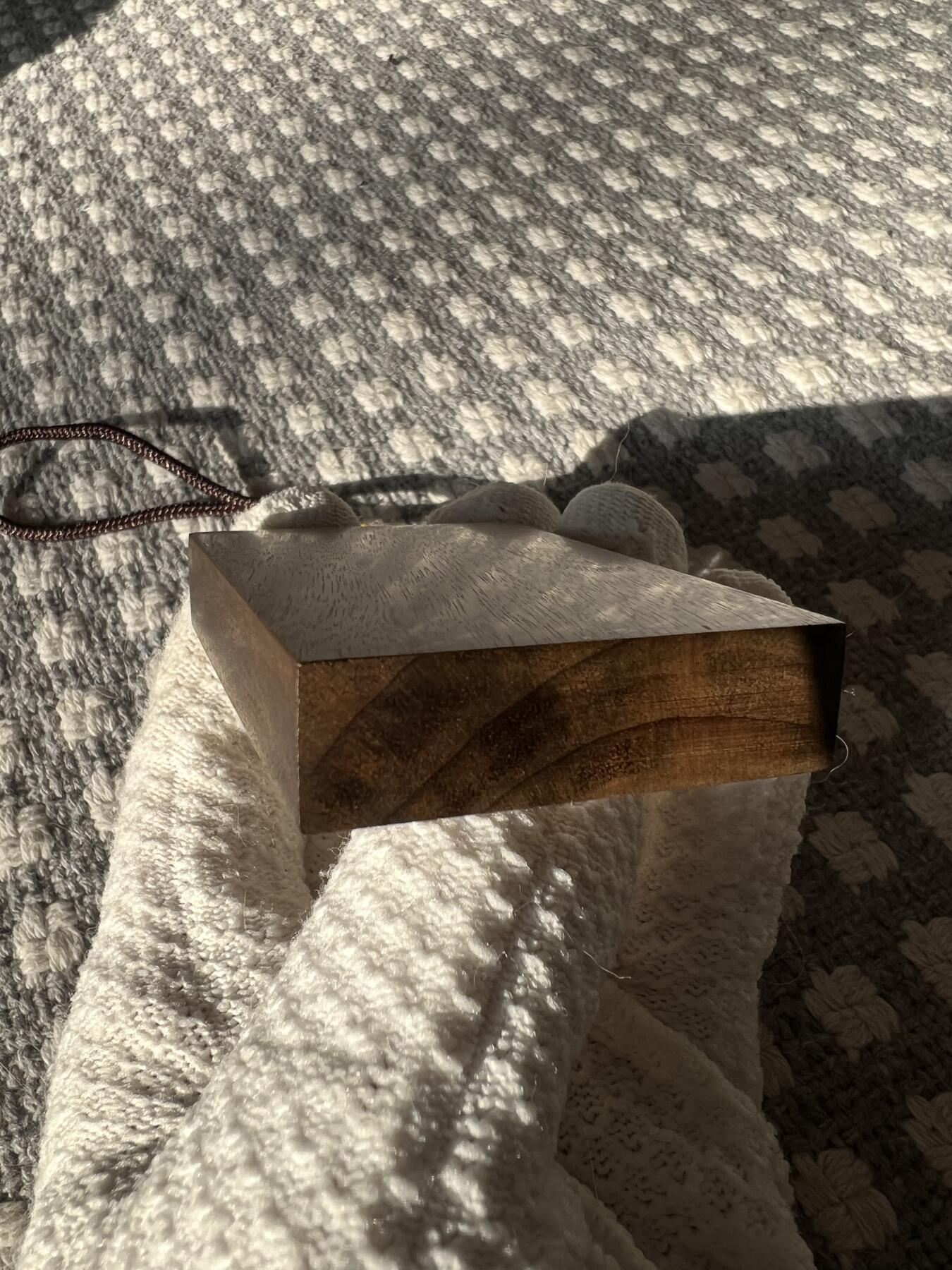 零元拍：NO.6 金丝楠牌子，香喷喷的小金砖，金光闪闪，66/48/13MM