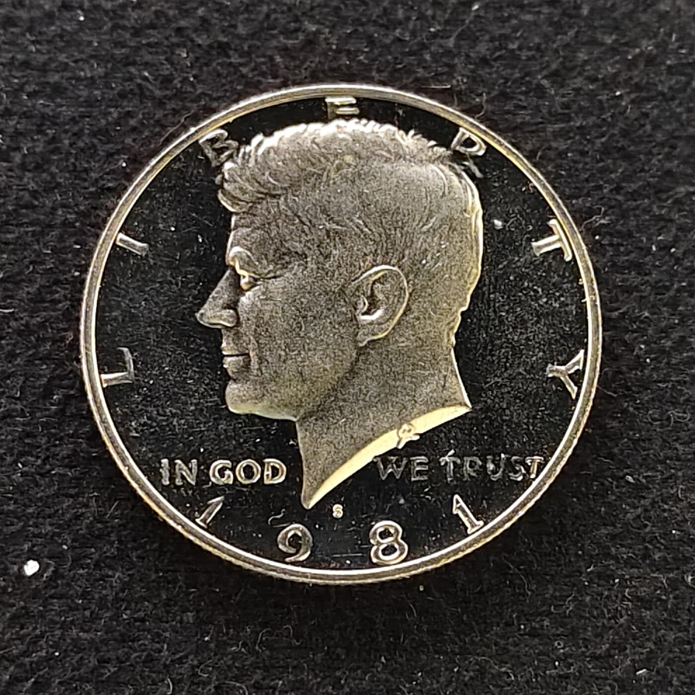 【全场包邮】纯粹捡漏拍486场（免费代拍第23场） 美国1981年S版肯尼迪50分精制币