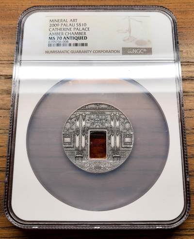 凡希社世界钱币微拍月度大拍（2025/12） - 2009帕劳密涅瓦艺术宝石镶嵌10Dol大银-琥珀宫NGC-MS70