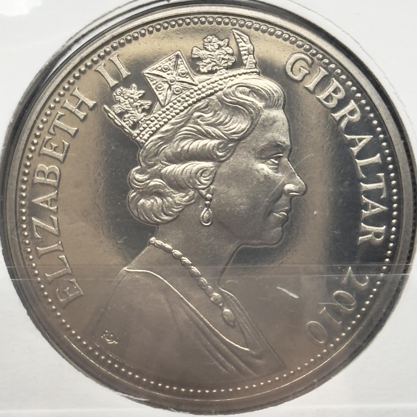 ＜小葵钱铺＞第67期·克朗币·银币场·满200包邮，不寄存·12月15日发货 〈邮币封〉直布罗陀2010年战争中的英国·空袭警报员1克朗纪念币