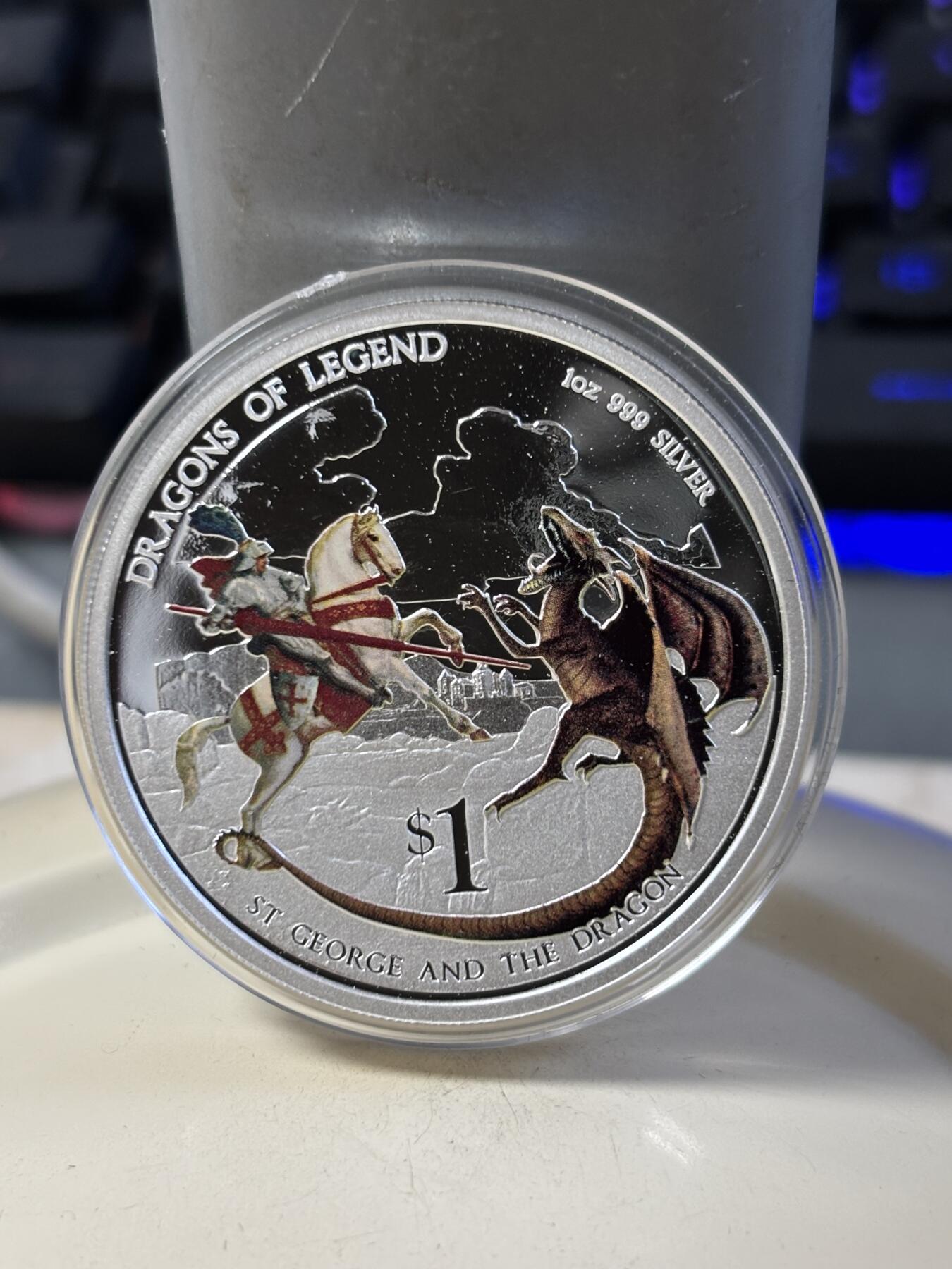 第185期拍卖 图瓦卢2012年龙的传说系列3圣乔治屠龙1盎司彩银币，999银，发行5000枚