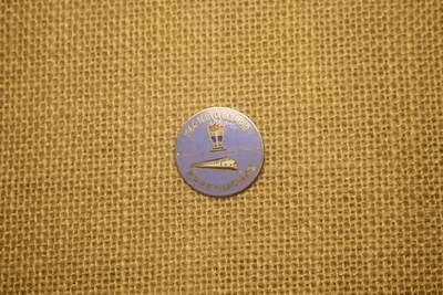 东海道新干线开通纪念章，铜质珐琅，近库存品相 - 东海道新干线开通纪念章，铜质珐琅，近库存品相