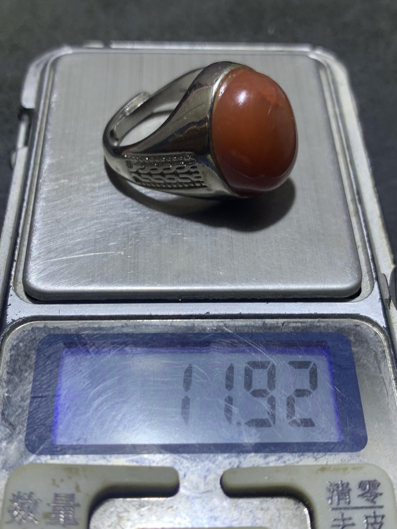 精美柿子红冻料南红玛瑙活口霸气戒指一枚！