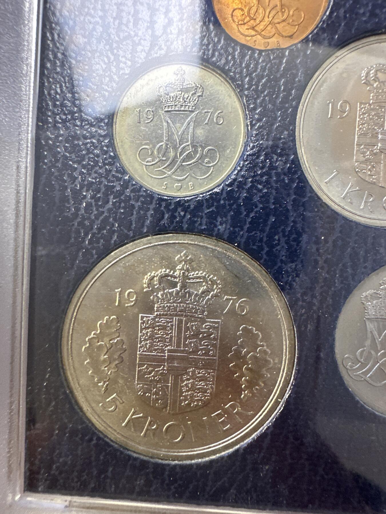 12.25银币、套币、精制币专场