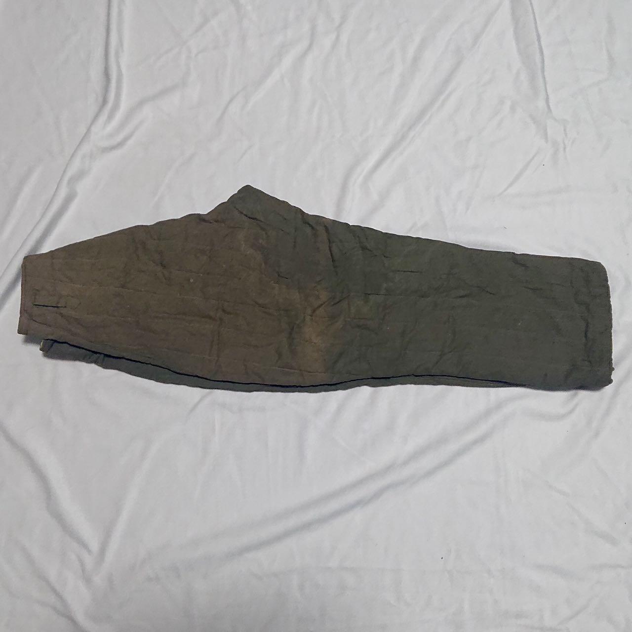 【第叁場】近代勋奖章徽章服饰杂项专场 鸭绿江畔 保家卫国—人民军立领冬服 华东军需部制，后为文工团收录，肩宽约43cm 袖长约52cm 胸围约92cm 裤长约97cm