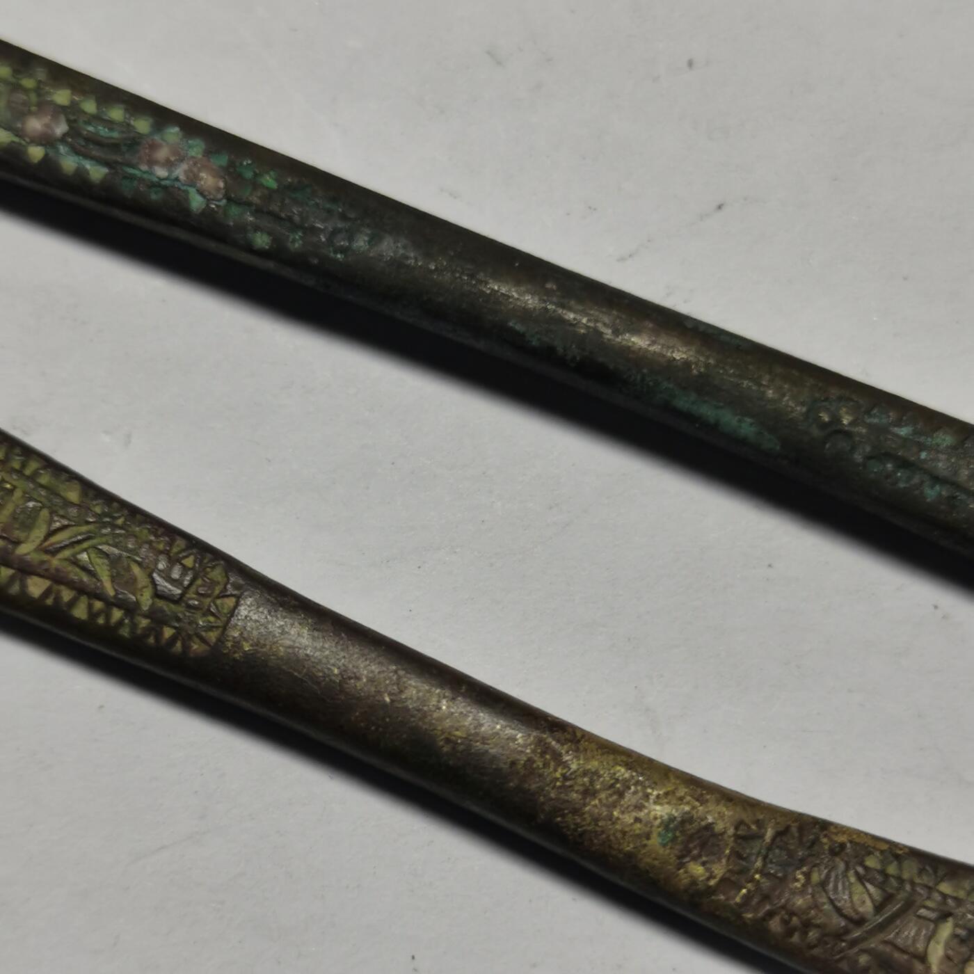 杂件专场88期 清末民国时期铜鎏金发簪2支