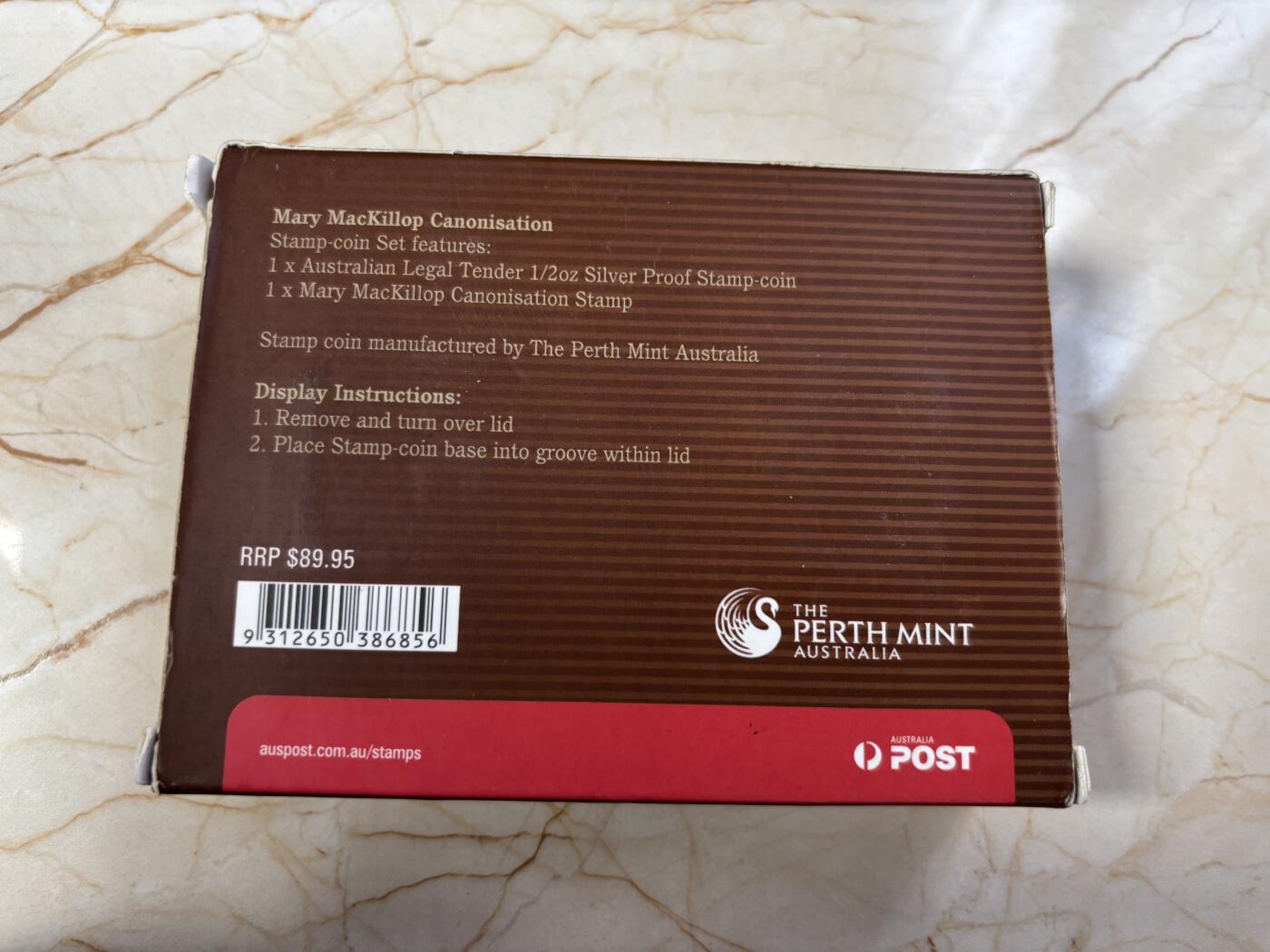 第185期拍卖 澳大利亚2010年邮票百年系列玛丽矩形彩色银币，1/2盎司，999银，发行8000枚，有氧化点