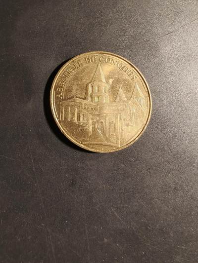 老王徽章第169期 - 法国孔克圣福伊修道院纪念章     直径34mm.    重量14.3g