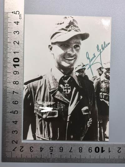 小驴勋章奖章收藏12月13日周六晚六点拍卖（珍爱和平，收藏战争，铭记历史，勿忘国耻，忠党爱国。有偿代拍，送拍规则在简介最后，参拍须阅读规则后再参拍，关系到运费包装发货时效真假辨别等关键信息，拍卖时不再发原图，看大图店主微信码在拍卖店铺介绍里） - 非洲军最年轻骑铁得主Gunter Halm战后亲签