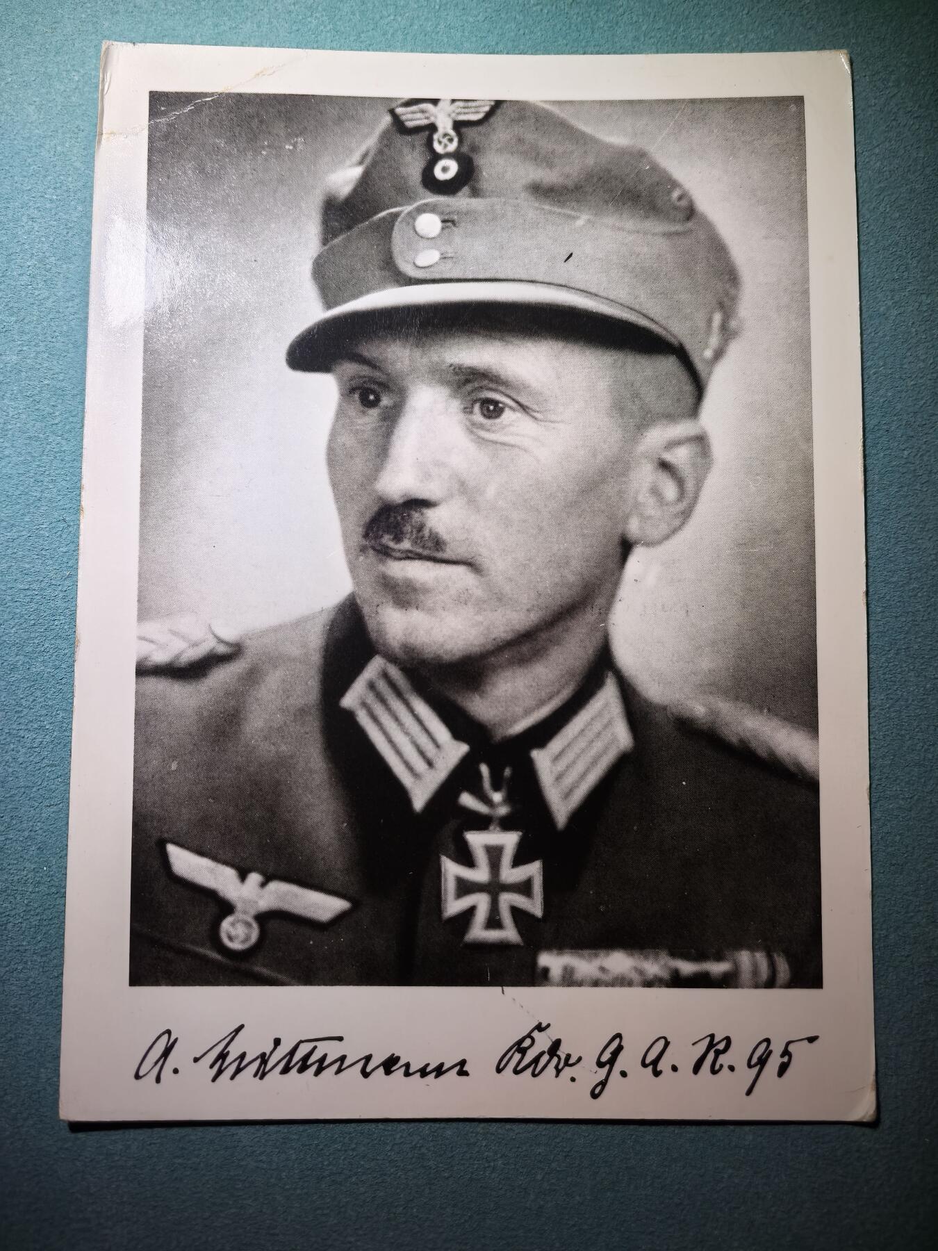 盛世勋华——号角文化勋章邮票专场拍卖第293期 德国（1939）骑士十字勋章获得者上校奥古斯特·魏特曼照片 佩戴骑士十字勋章等