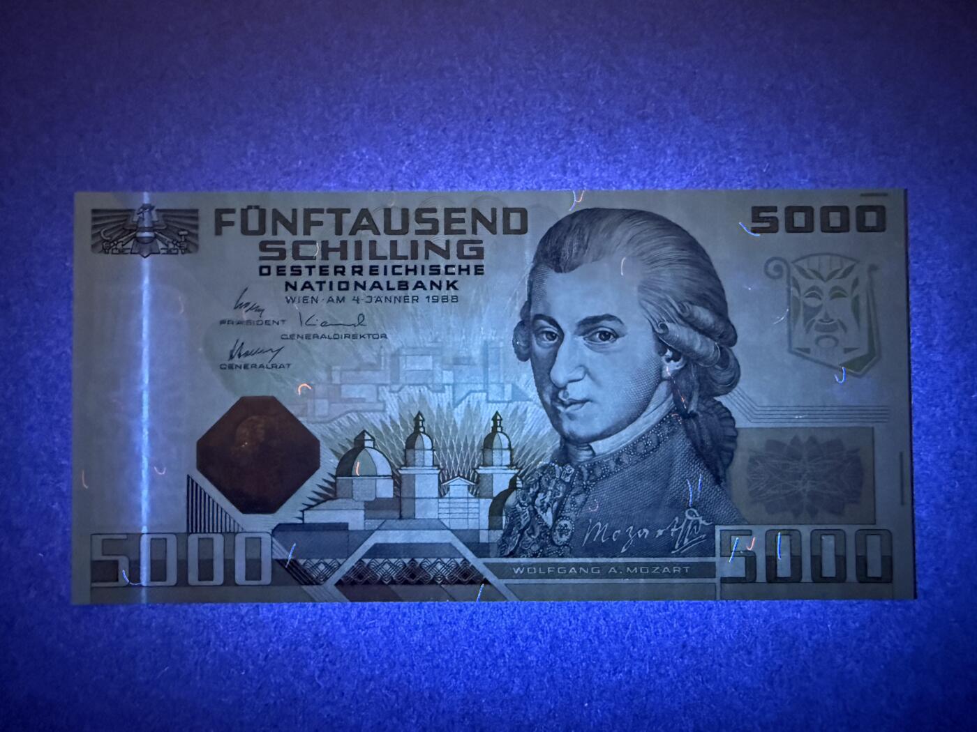 《艾美收藏》第224期-12.14周日外币超白金场 奥地利5000先令 UNC 1988年 奥地利作曲家莫扎特 原票好品 世界第一张全息膜纸币