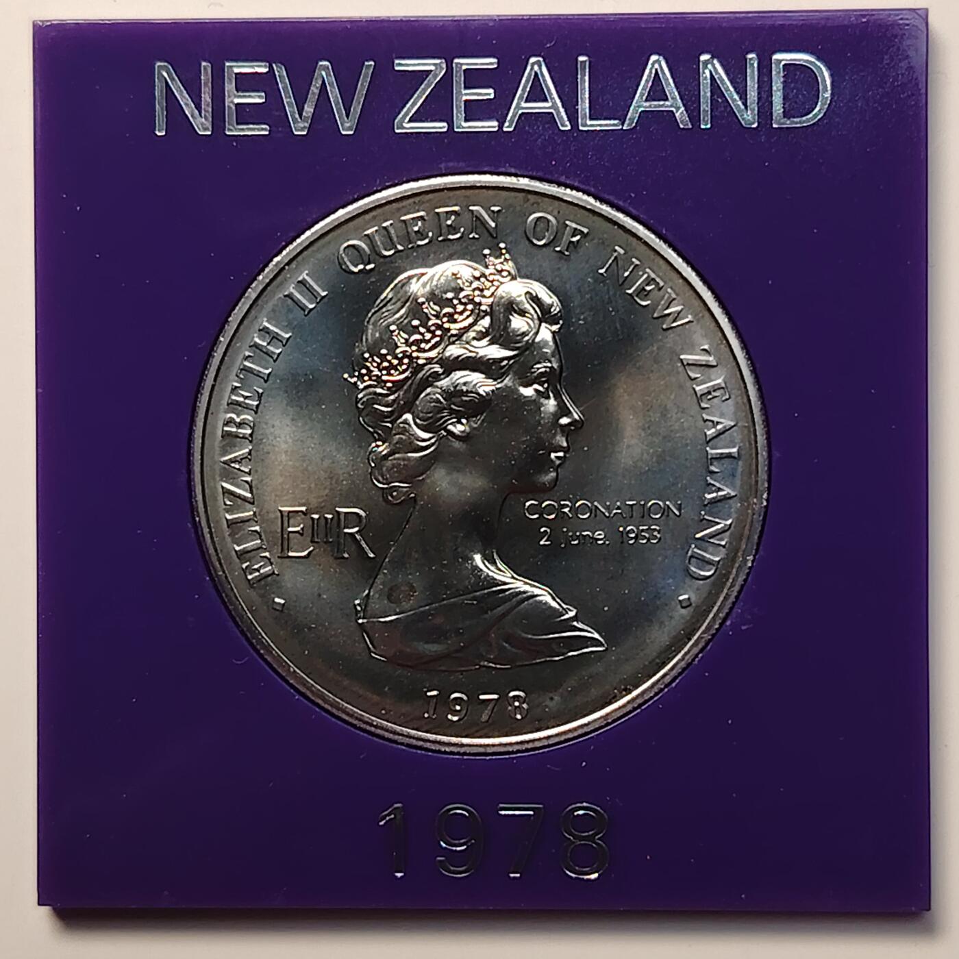 布加迪🐬～世界钱币(上海)🌾第 264 期 /  各国套币和散币 新西兰🇳🇿 1978年 女王加冕25周年 1元 克郎币