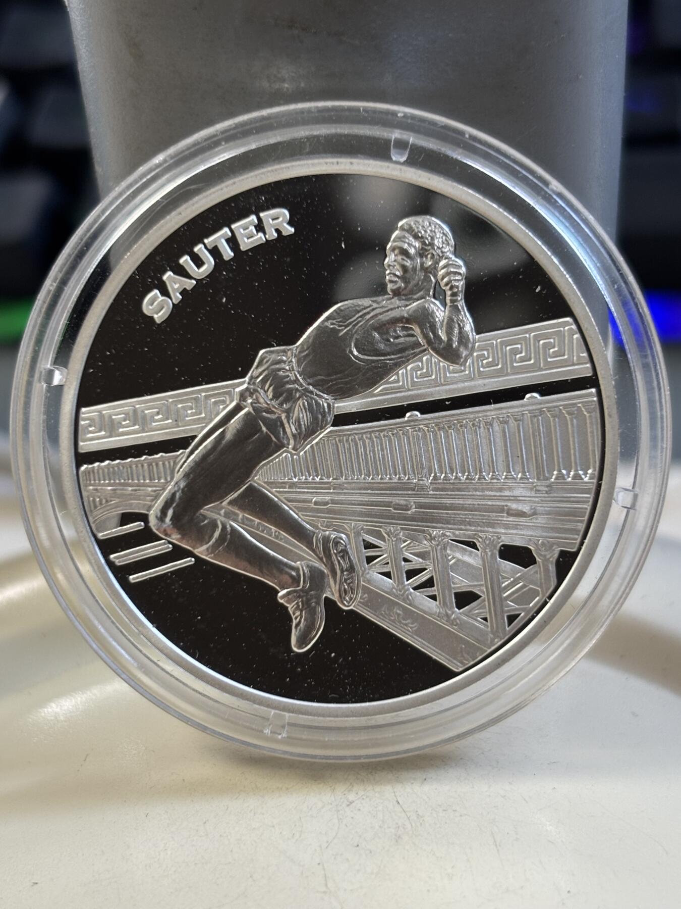 第185期拍卖 法国2003年运动冠军跳高精制纪念银币，900银，22克，