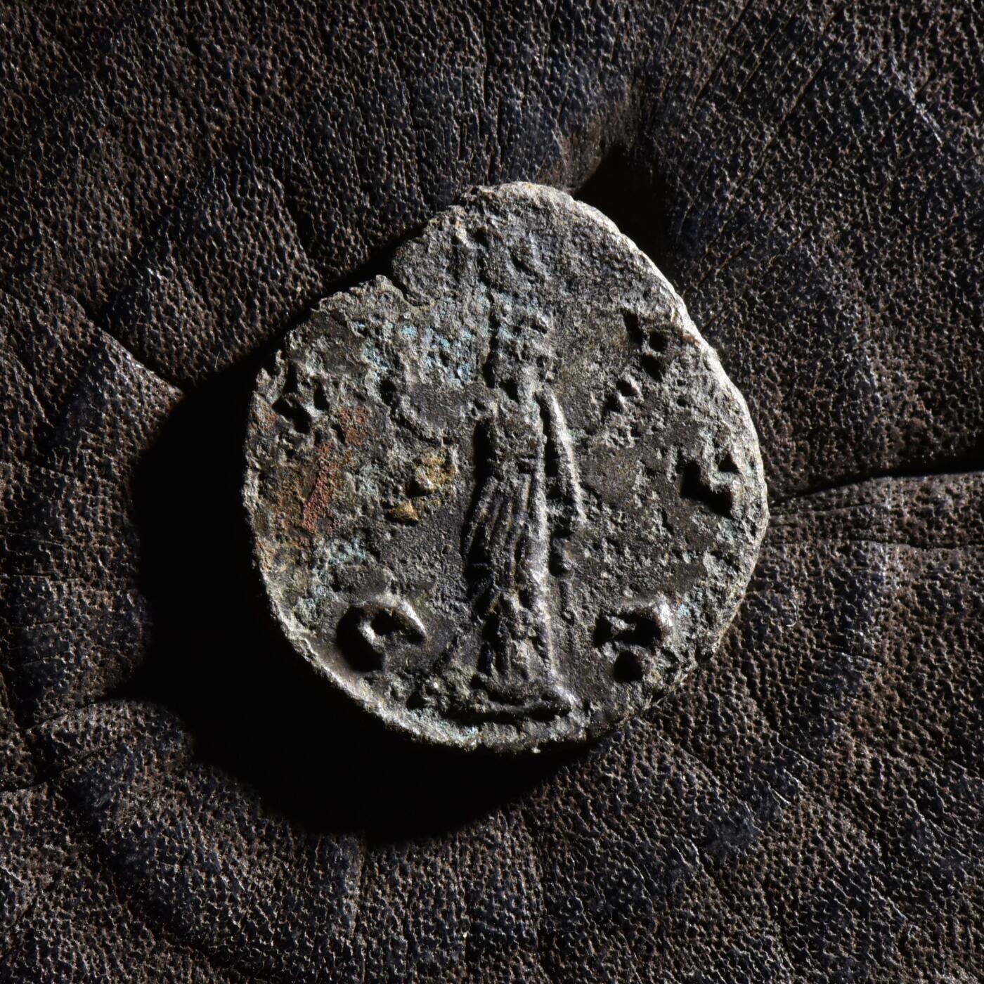 【良泉】【元旦直播场】1月1日晚19.30点开拍！208组西方古代钱币、日本朝鲜花钱 公元260-268年【古罗马】加里恩努斯，安敦尼洗银币，3.12克