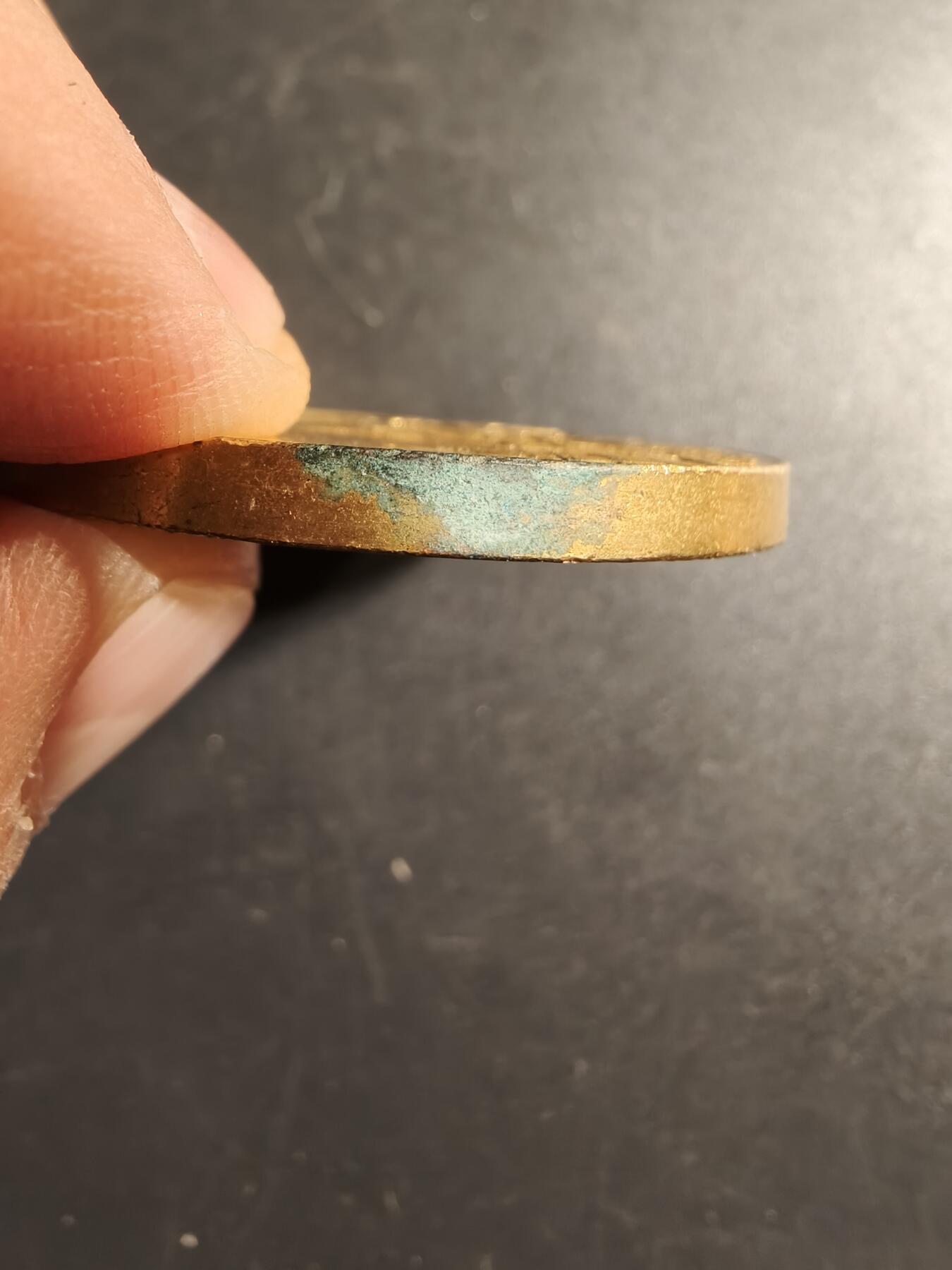 老王徽章第169期 法国1889埃菲尔铁塔落成镀金大铜章    直径43mm.    重量41.7g