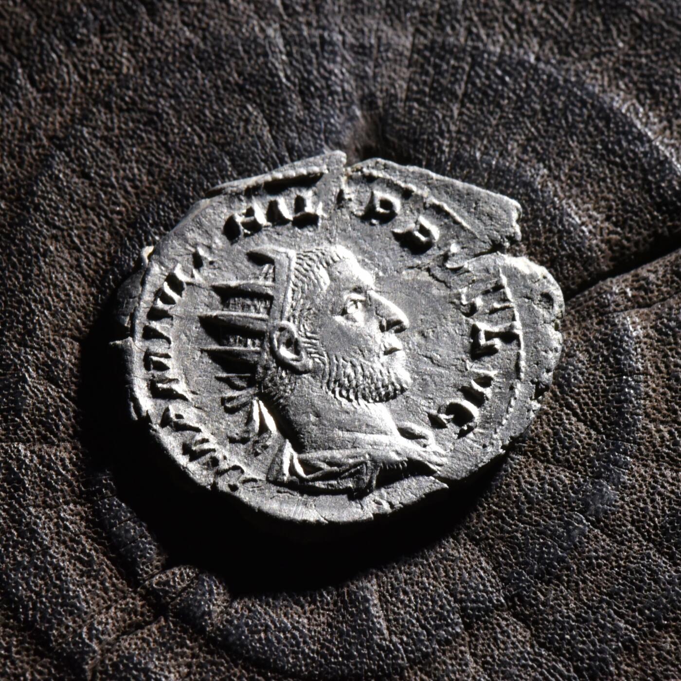 【良泉】【元旦直播场】1月1日晚19.30点开拍！208组西方古代钱币、日本朝鲜花钱 公元244-247年【古罗马】菲利普一世，谷物/丰产女神（Annona）安敦尼银币，2.68克