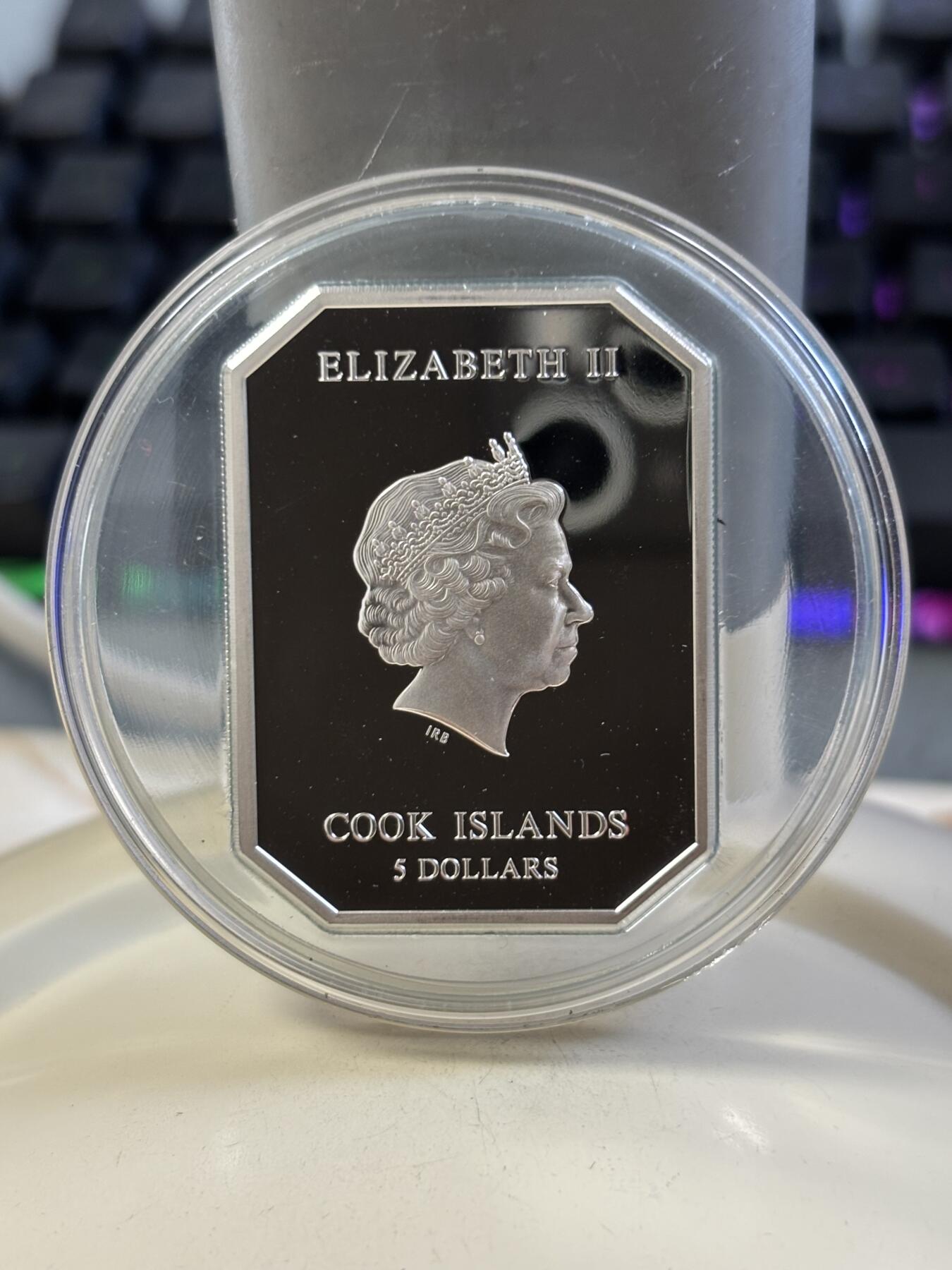 第185期拍卖 库克2012年圣保罗镶水晶镀金纪念银币，999银镀金，25克