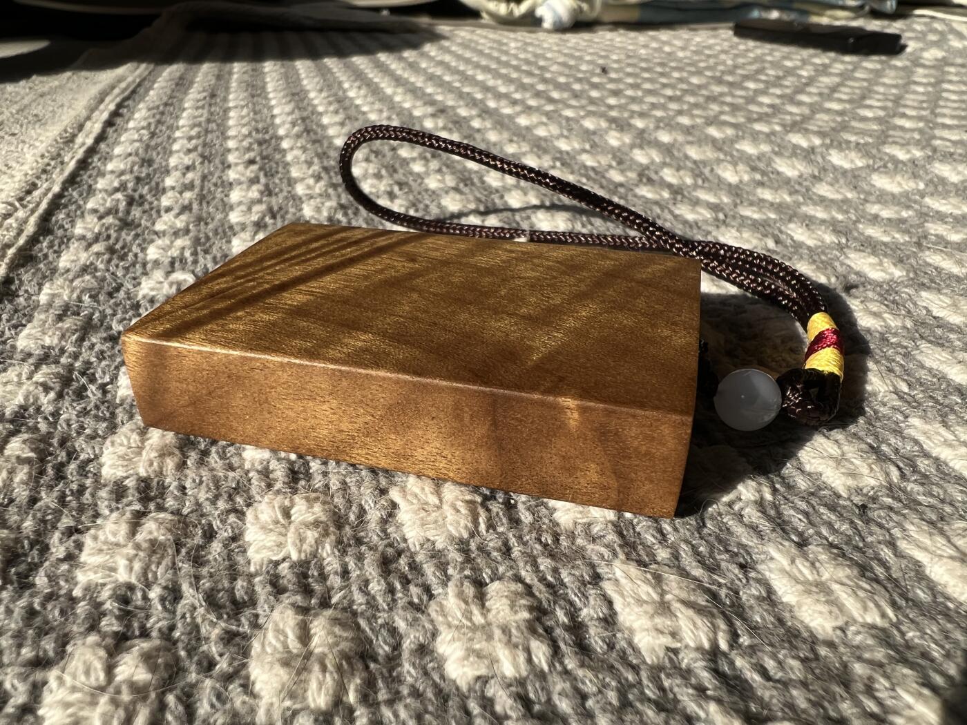 零元拍：NO.1 金丝楠牌子，香喷喷的小金砖，金光闪闪，68.5/47.5/14MM