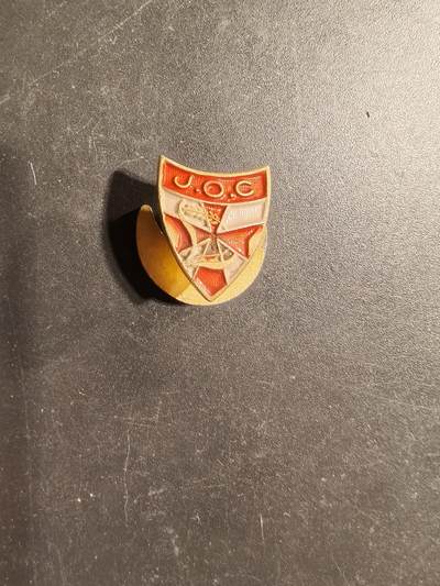 老王徽章第169期 - 法国“天主教工人青年会”证章