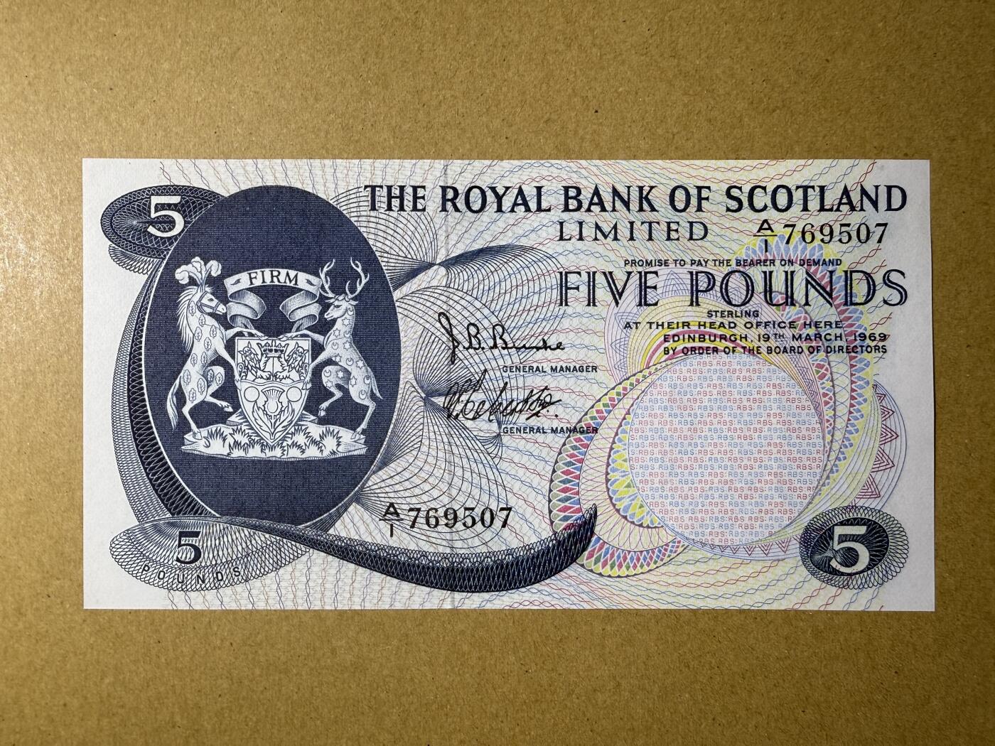 《艾美收藏》第224期-12.14周日外币超白金场 苏格兰5镑 UNC- 1969年A1冠 一个角有点轻微污 无4